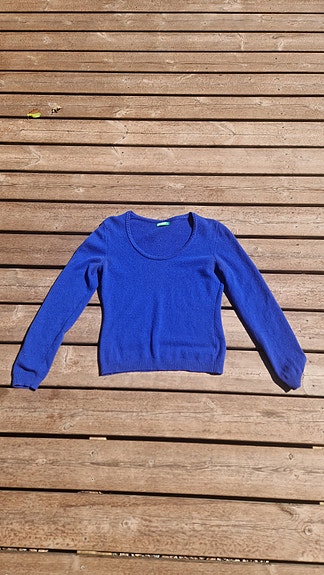 Benetton neule