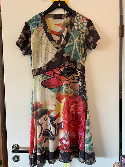 Desigual: mekko