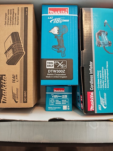 Makita DLX2424T akkukonesarja 18V 5,0Ah