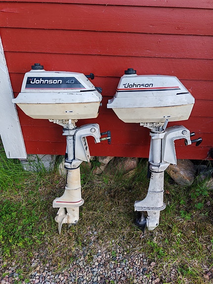 Johnson perämoottorit 4 hv 2kpl