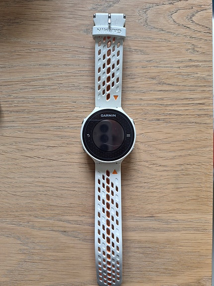 Myydään Garmin Approach S6 golfkello