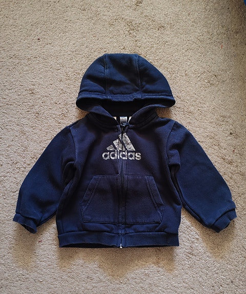 Adidas huppari