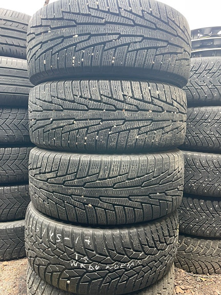 225/45r17 Nokian Hakkapeliitta R kitkarenkaat, 4 kpl. n. 7 mm.