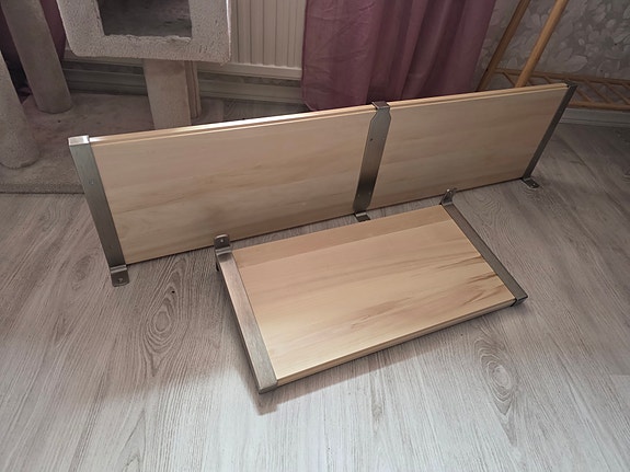 IKEA seinähyllyt
