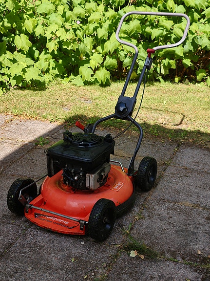 Husqvarna ruohonleikkuri