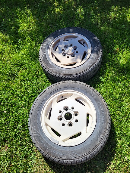 13" renkaat ford alumiinivanteet 4x108