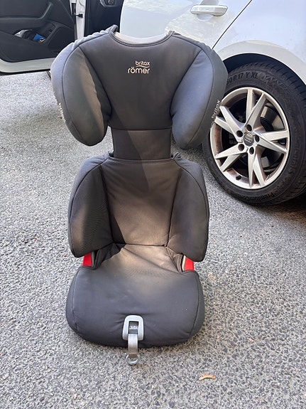 Britax Römer Discovery SL Storm Grey car seat