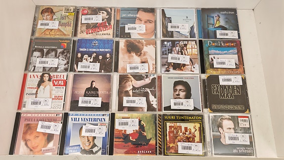 Suomalaista musiikkia CD levyillä