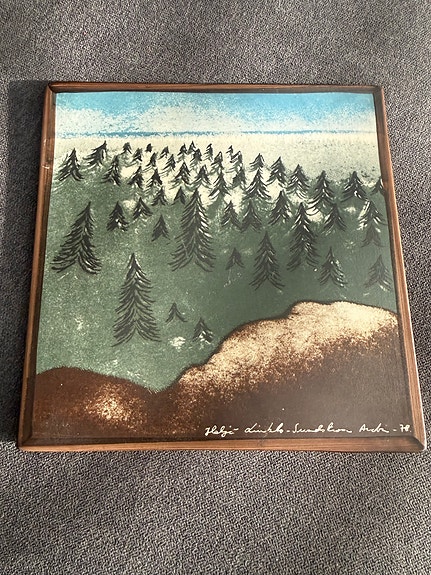 Arabia seinälaatta - Metsä