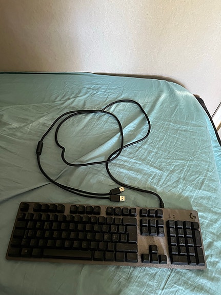 Logitech pelinäppäimistö G513 carbon