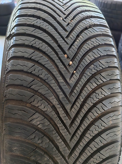 205 60 16 92H kitkarenkaat Michelin Alpin 5
