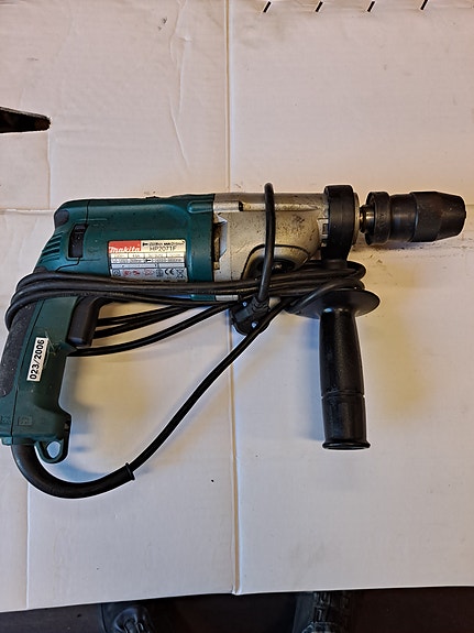 Makita HP2071F iskuporakone