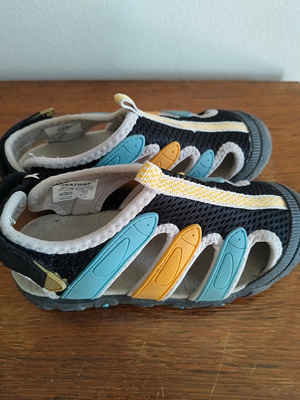 Sandaalit koko 26