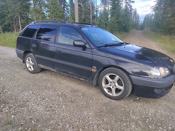 Toyota Avensis T22