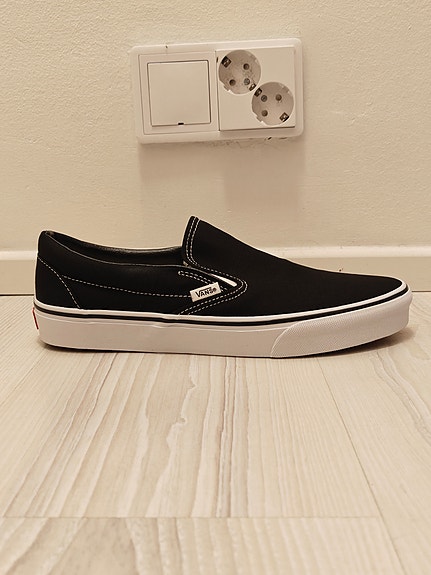 Vans Classic Slip-On (aivan uudet)