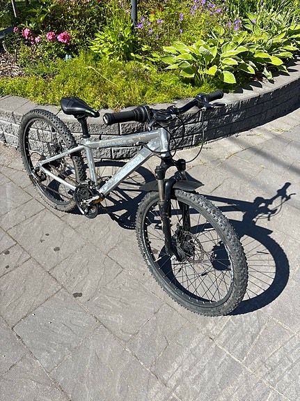 Crescent lasten maastopyörä 24" harmaa