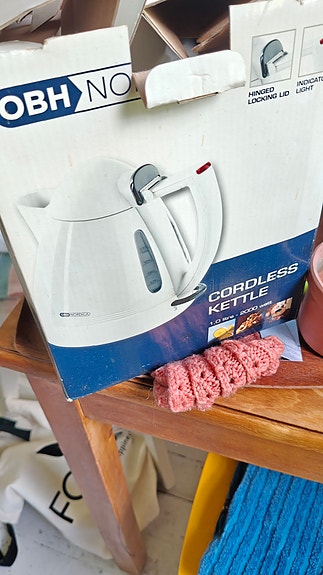 OBH Nordica vedenkeitin cordless valkoinen