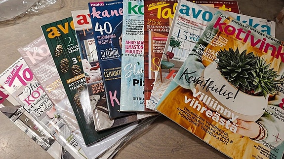 Upeita sisustus- ja leivontalehtiä pakettina! (Avotakka, Kotivinkki ym.) 10 kpl