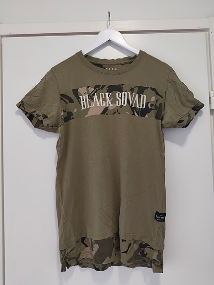 Black Sqvad paita