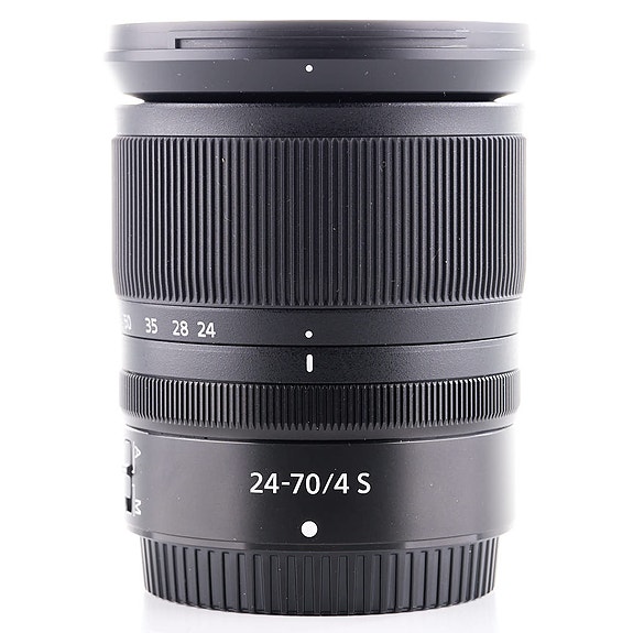 Nikon Nikkor Z 24-70mm f/4 S -objektiivi (käytetty)