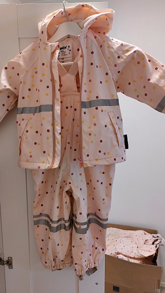 Vuorellinen kaksiosainen kurapuku
