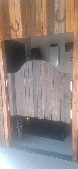 Puinen saluunaovi / väliovi