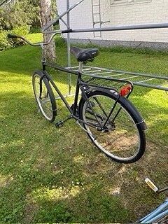 Tunturi musta polkupyörä 60 cm 28" unisex