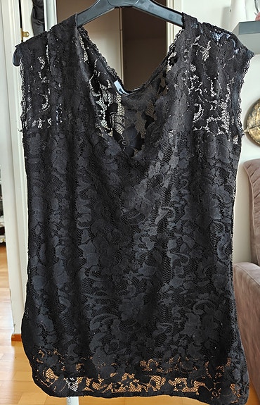 Gina Tricot pitsinen toppi
