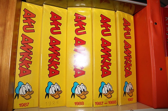Aku Ankkoja 70/80/90-luvulta ja irtosarjakuvia