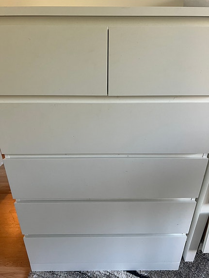 Ikea malm lipasto lasilevyllä