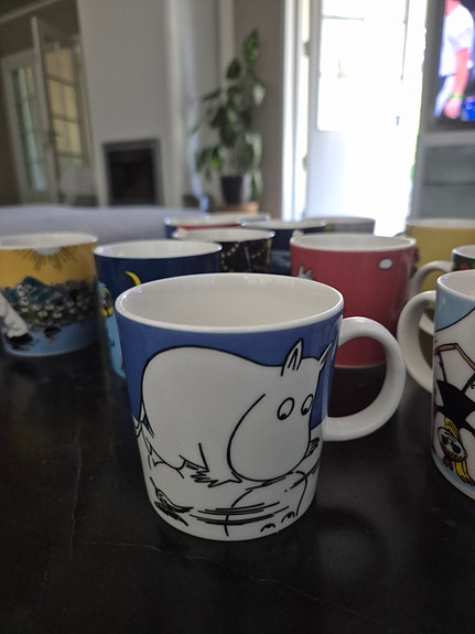 Muumimuki Muumipeikko sininen uusi tarrallinen