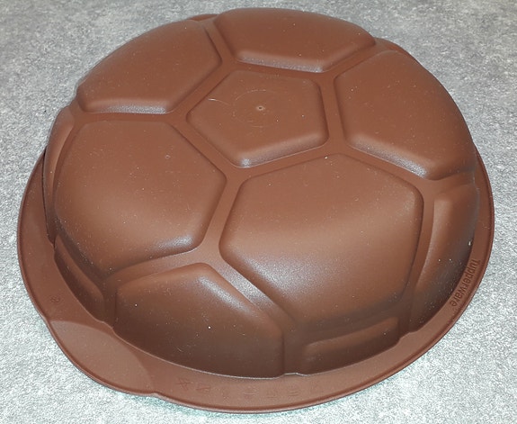 Tupperware jalkapallomuotoinen silikonivuoka (käyttämätön)