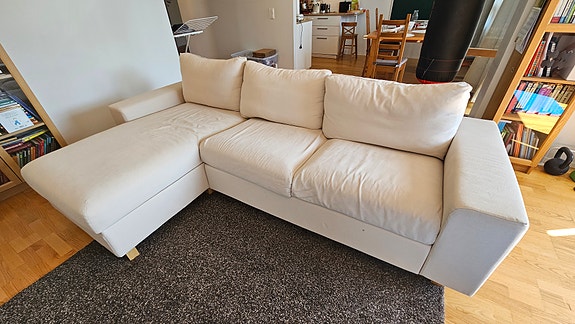 KIVIK 3:n istuttava sohva + divaani (IKEA)