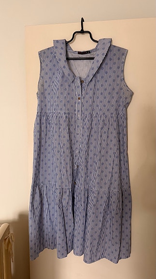 Äitiysmekko, sinivalkoinen merihenkinen kuosi, koko L–XL