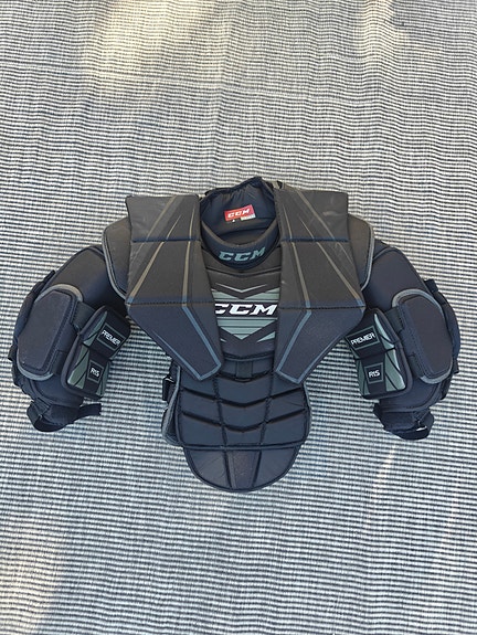 CCM premier R1.5 maalivahdin rintapanssari JR L-XL