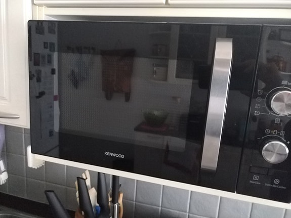 Kenwood mikro hyvä 65€
