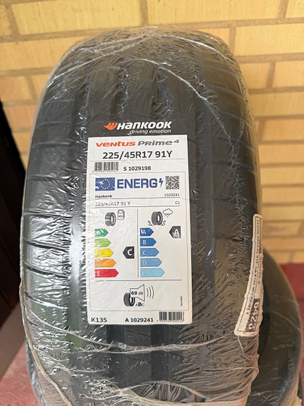 Hankook Ventus prime4 225/45r17