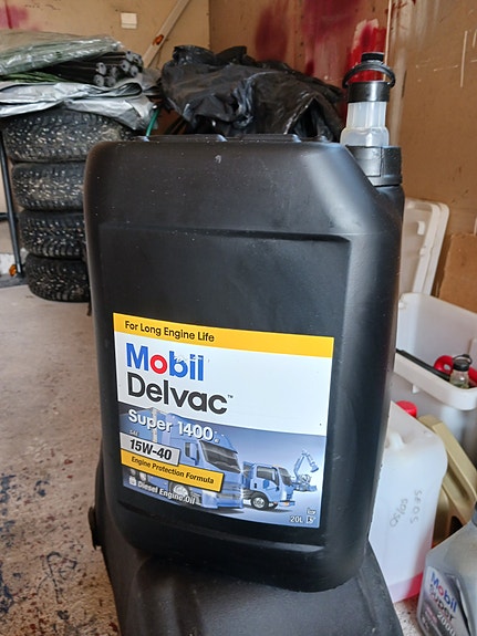 Mobil Delvac 15w-40 19 litraa.