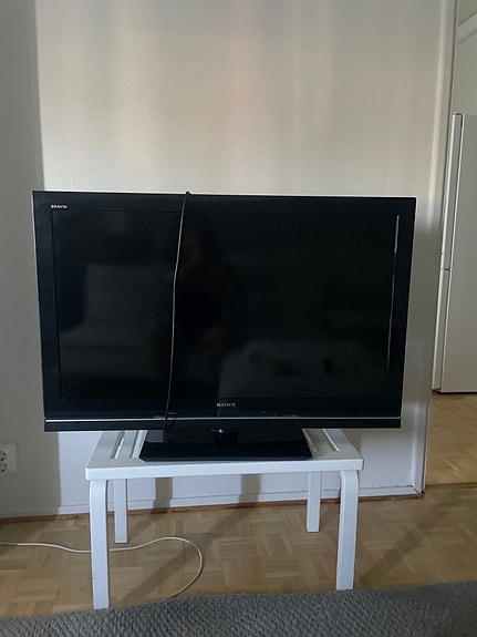 Annetaan haettavaksi Sony Bravia TV