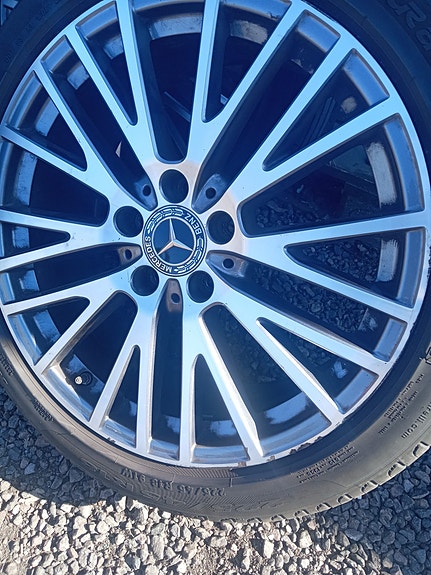 Mercedes-Benz AMG 19” alkuperäiset alumiinivanteet + kesärenkaat 5x112