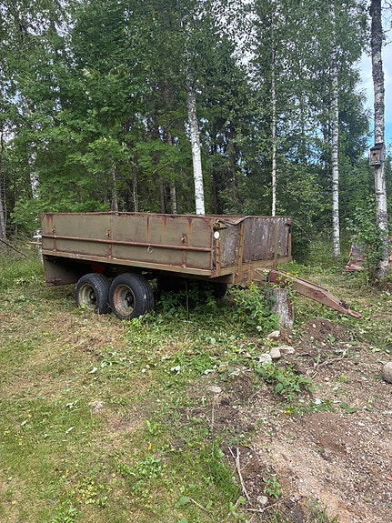 Traktorin peräkärry