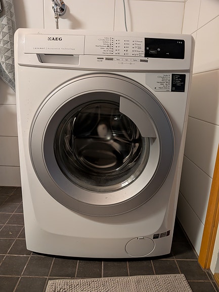 AEG LFL64702 pesukone 7kg