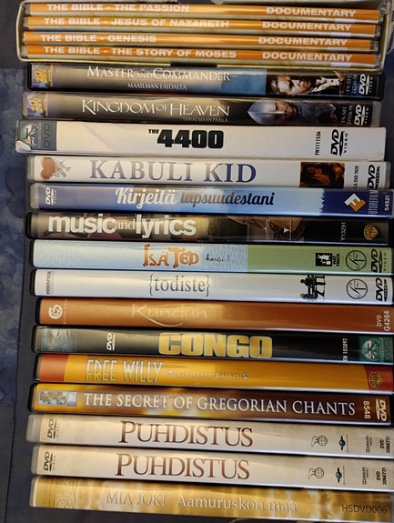 DVD-levyjä illanistujaisiin