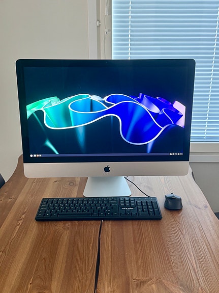 Apple iMac 27” Linux Mint-käyttöjärjestelmällä