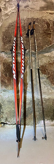 Madshus Terrasonic Race Series 210cm siteineen + Alpina monot ja Yoko sauvat