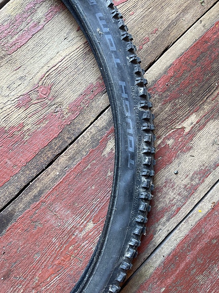 Touch MTB-maastopyörän rengas musta