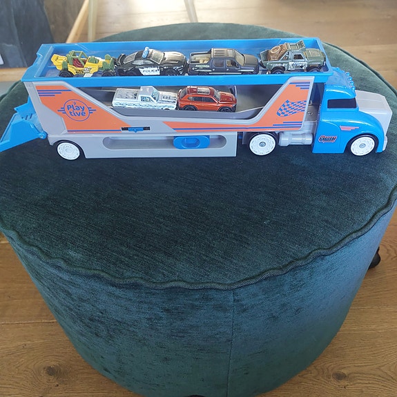 Pikkuautoja