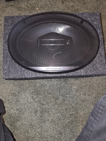 Pioneer 6x9 koteloissa