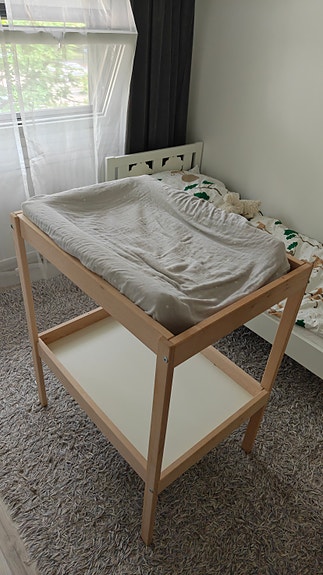 Hoitopöytä