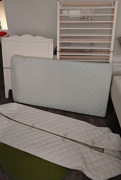 IKEA Hensvik-pinnasänky